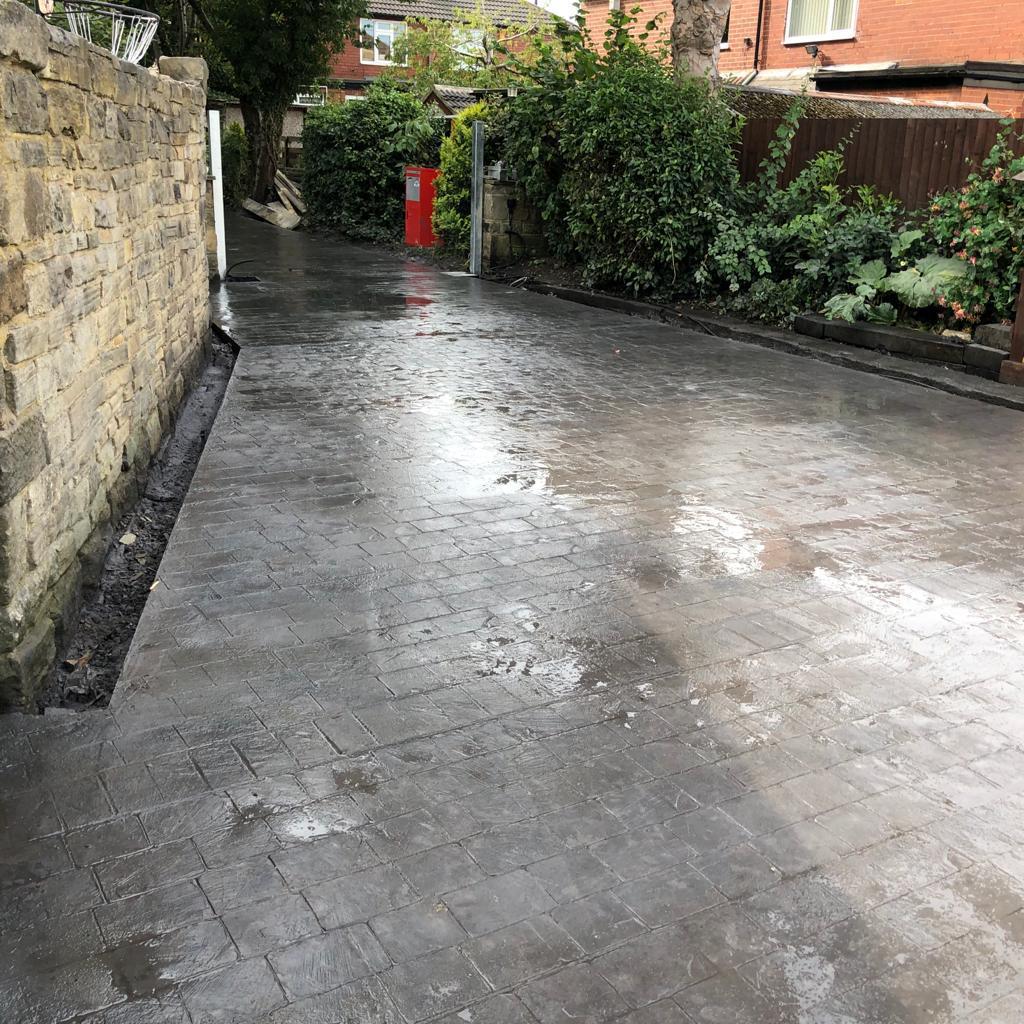 Resin driveway installation in Leeds by Lynch Renovation & Development
